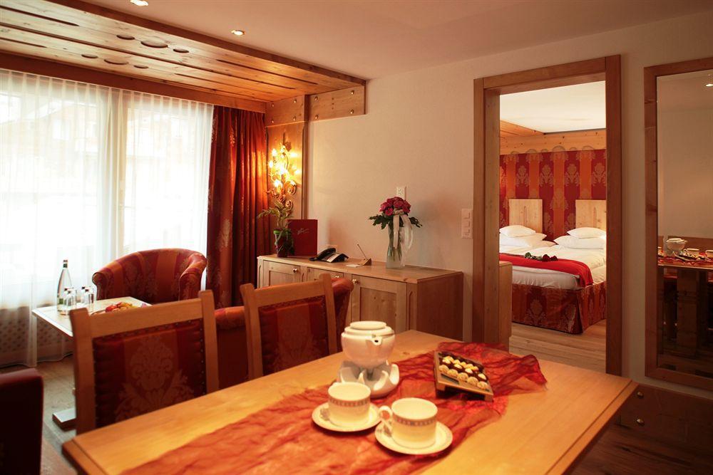 Walliserhof Grand-Hotel & Spa Relais & Chateaux Saas Fee الغرفة الصورة