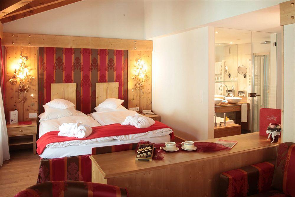 Walliserhof Grand-Hotel & Spa Relais & Chateaux Saas Fee المظهر الخارجي الصورة