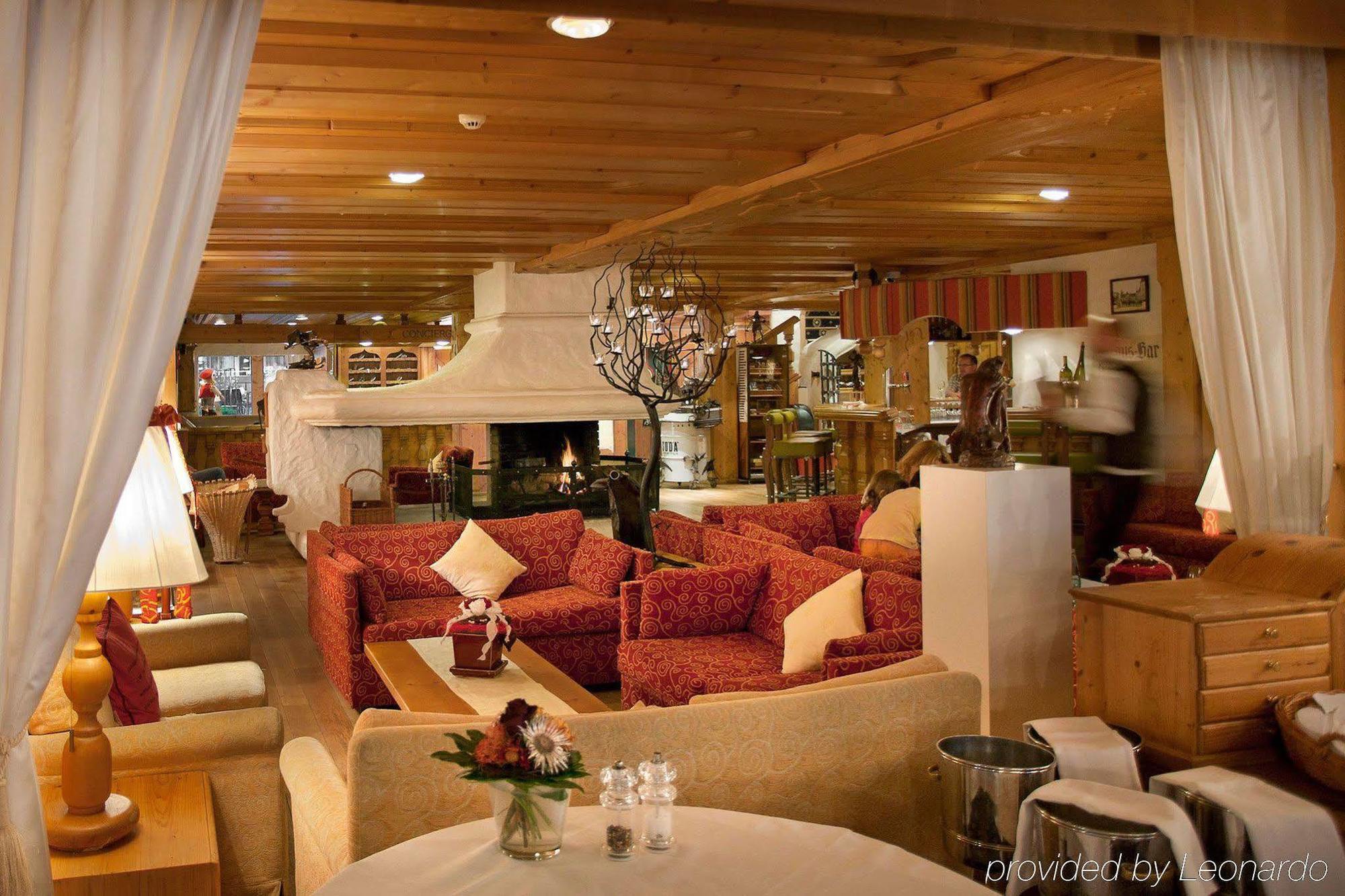 Walliserhof Grand-Hotel & Spa Relais & Chateaux Saas Fee المطعم الصورة
